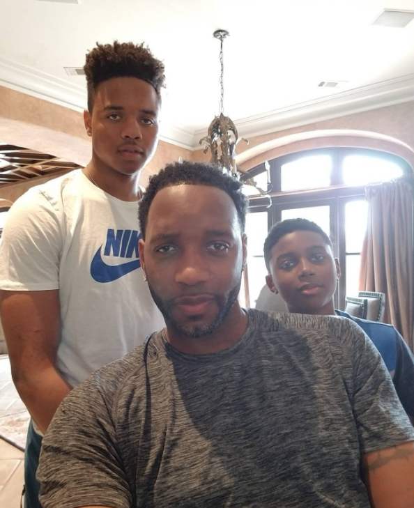 顿的亮相秀 顿的亮相秀